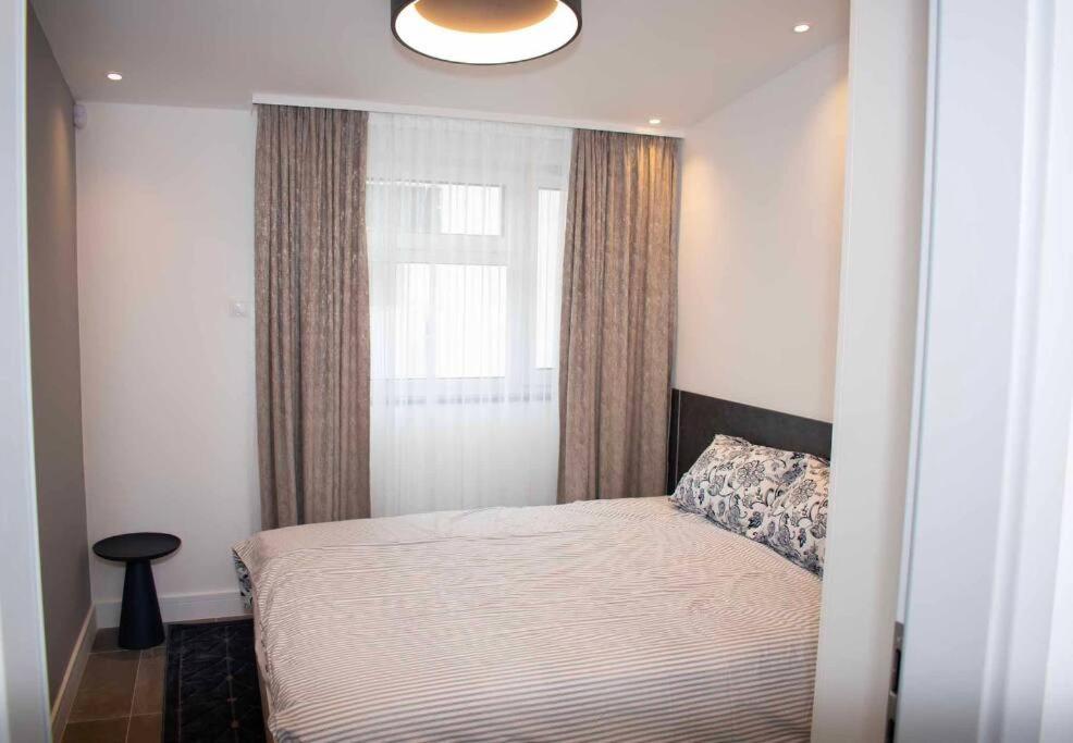Luxury Cozy 2 Bdr Downtown Apt.7 Budapest Eksteriør billede